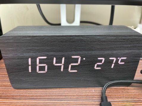 Sản phẩm đẹp, chắc chắn, dễ cài đặt nhưng cần chịu khó xem hướng dẫn sử dụng tí là quen. Chuông báo thức to, đèn sáng, rõ ràng. Tiki giao hàng nhanh, đóng gói kỹ càng. Sản phẩm đẹp, chắc chắn, dễ cài đặt nhưng cần chịu khó xem hướng dẫn sử dụng tí là quen. Chuông báo thức to, đèn sáng, rõ ràng. Tiki giao hàng nhanh, đóng gói kỹ càng.