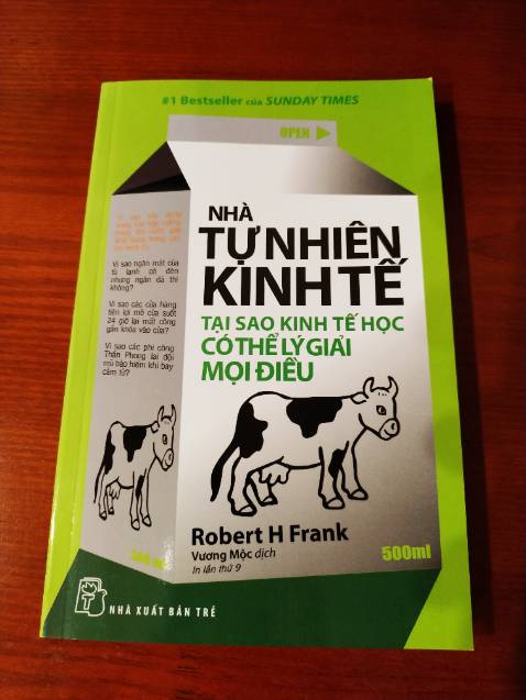 Giao hàng nhanh, sách rất mới, được giữ sạch sẽ và không bị quăn mép.
Rất hài lòng với cách đóng gói và vận chuyển của Tiki.