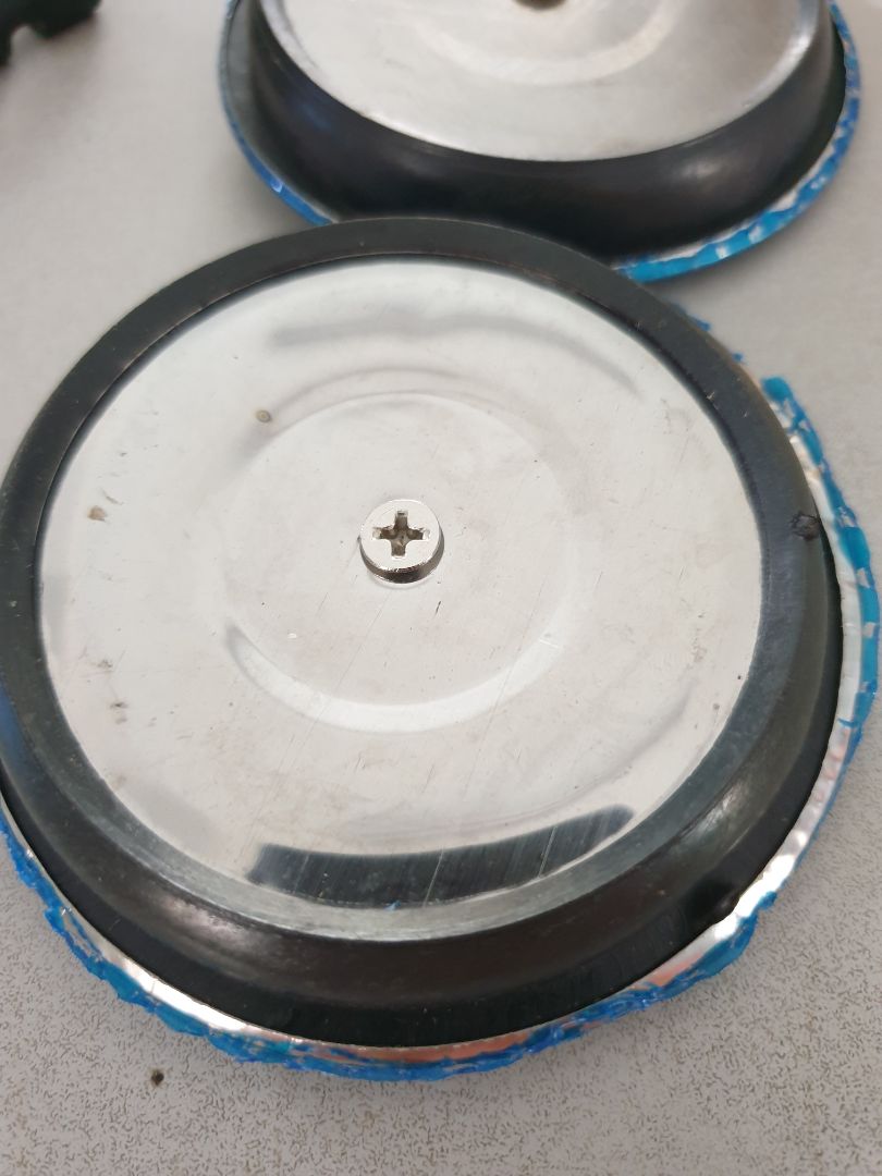 sản phẩm quá tệ rất thất vọng với đơn hàng lần này. nắp chắn rác mua về tệ quá nên bỏ. còn vòi sen tắm thì giao kg đúng sản phẩm đang yêu cầu đổi lại