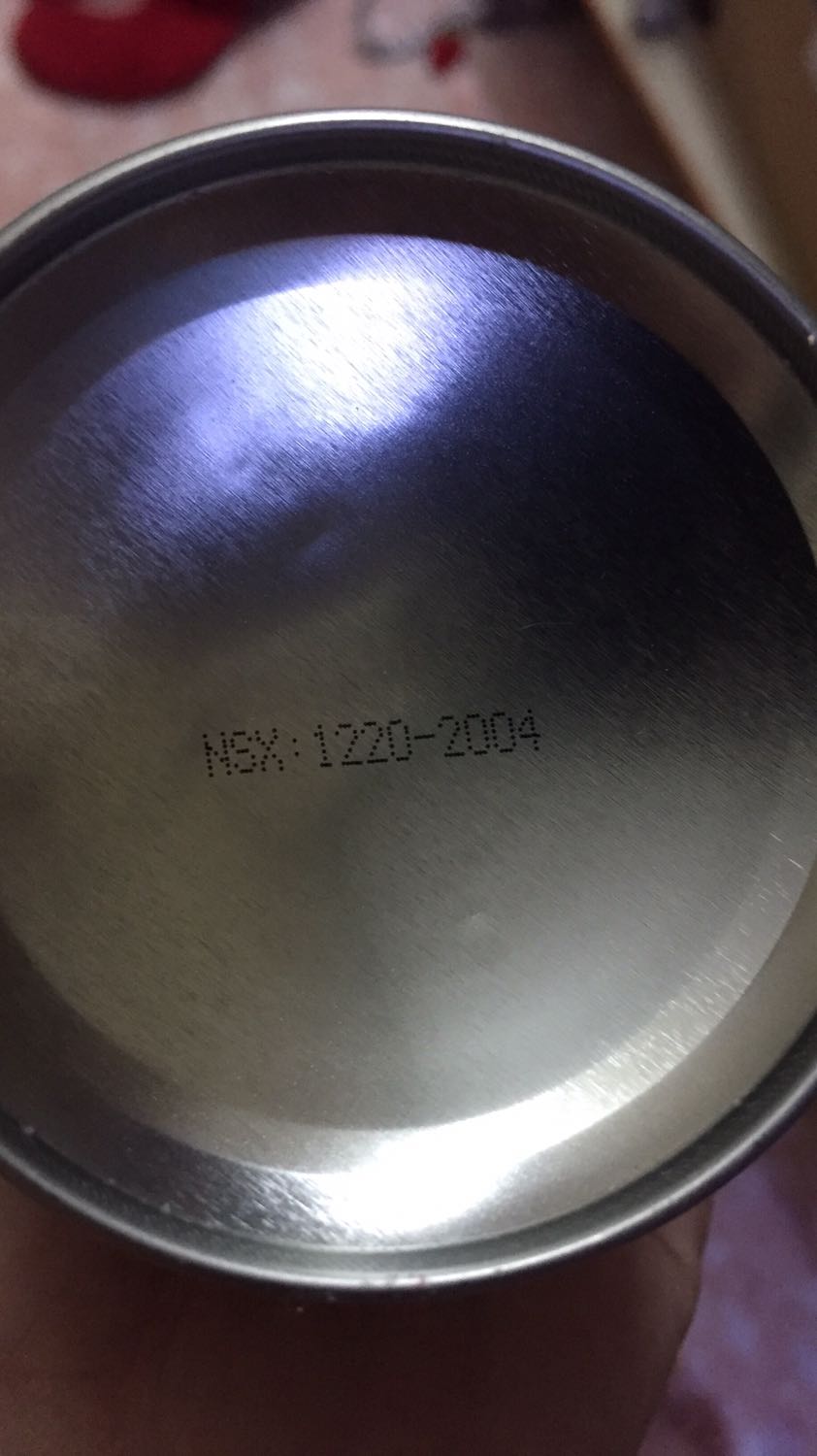 Dùng để rửa mấy chỗ bị rỉ sét trên đĩa phanh của xe winner thì thấy ổn áp. Xịt lên chỗ rỉ rồi chạy đi chơi. Lúc check lại ko còn thấy vết rỉ nữa
Ngày SX thấy ghi 2004, ko biết phải hàng hết hạng sử dụng ko nữa