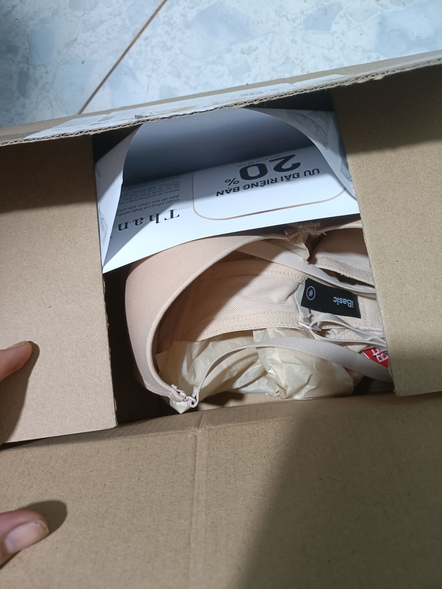 hàng đẹp hôm nay mới thử...nói chung mia bao nhiêu chổ chổ này là ưng nhất..sẻ tiếp tục ủng hộ shop hàng đẹp hôm nay mới thử...nói chung mia bao nhiêu chổ chổ này là ưng nhất..sẻ tiếp tục ủng hộ shop