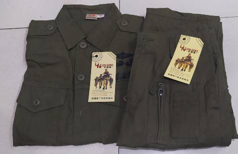 Hàng đẹp như hình. Shop hỗ trợ cực kỳ nhiệt tình. Mình mua hàng online chả bao h để lại review. Nhưng mình ở đây để đánh giá 5* cho shop, k phải vì hàng đẹp, mà vì quá đẹp,  thái độ bán hàng, hỗ trợ tận tình, chu đáo. Good job shop. Chúc shop mua may bán đắt. ?