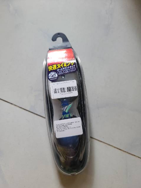 Rất hài lòng khi mua cái kính này,kín nước...an tâm bơi thoải mái,kính ok hơn những loại khác mà mình mua trước kia.