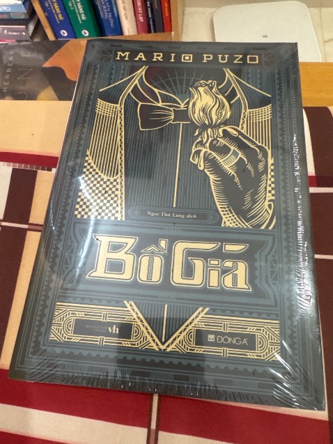 Ừm … cuốn mới giao ổn hơn nhưng sau khi đổi trả thì mất book care rồi híc.
Thôi thì 4* vì Tiki cũng hỗ trợ nhanh chóng.