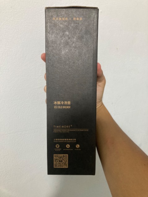 Cực kì đáng tiền luôn nha anh chị em!!! Bình bằng thuỷ tinh xịn quá đẹp, nhìn chắc chắn nữa, có tặng kèm theo dụng cụ lau chùi tiện lợi ghê!!!
Gói hàng cũng kỹ nữa.
Sản phẩm tốt, shop phục vụ tốt!