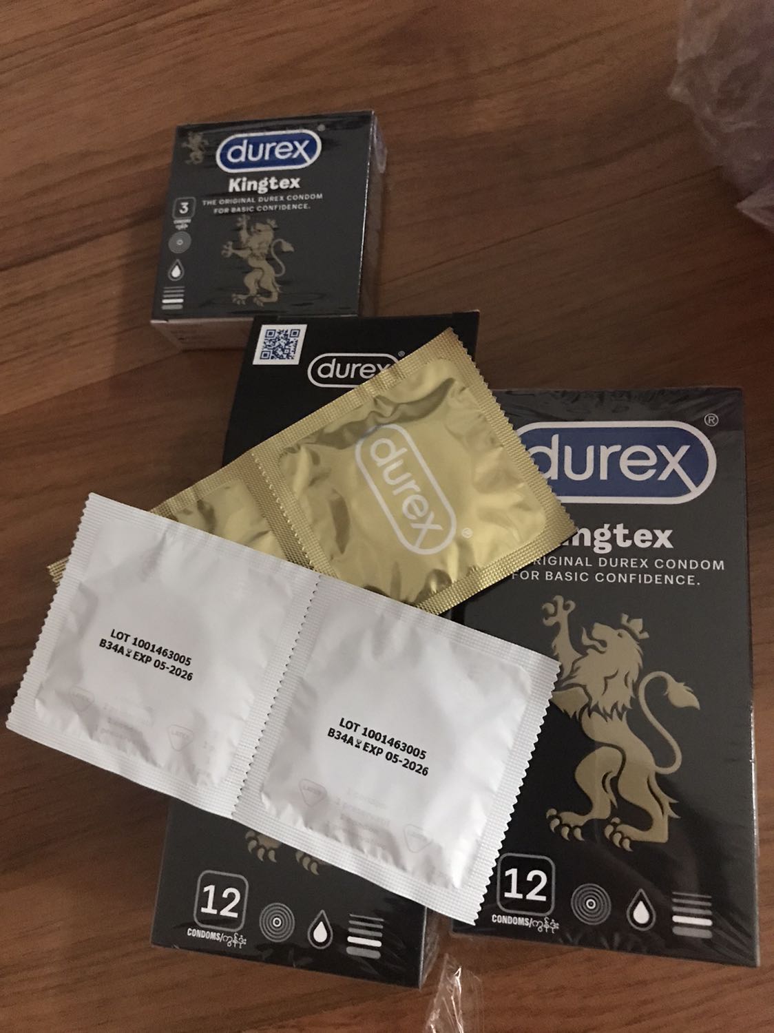 Trên cả tuyệt vời… 164k cho 2 túi nước giặt . Đặt hqua 8/8 mà trưa nay 9/8 đã ship tới. An tâm mùa dịch ở nhà đặt hàng , ship đến để hàng ở cửa rồi mới ra lấy. Trên cả tuyệt vời… 164k cho 2 túi nước giặt . Đặt hqua 8/8 mà trưa nay 9/8 đã ship tới. An tâm mùa dịch ở nhà đặt hàng , ship đến để hàng ở cửa rồi mới ra lấy.