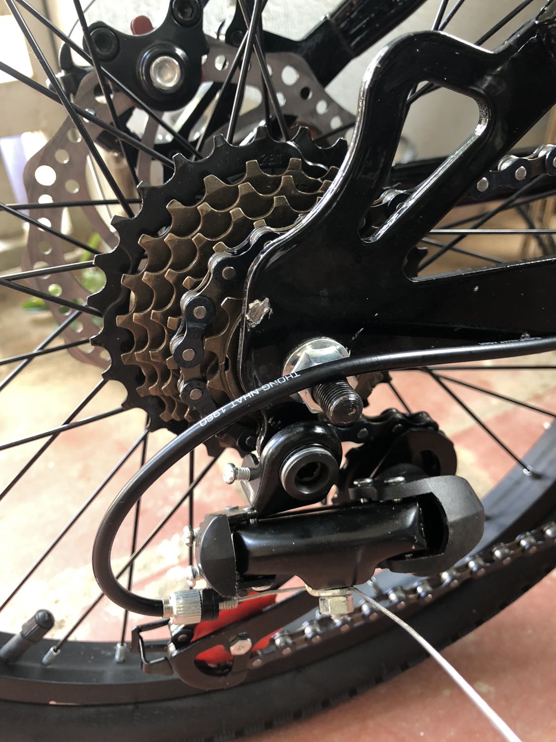 Sản phẩm chất lượng. Gửi hàng nhanh. Nhưng vận chuyển trầy xước mấy chỗ.