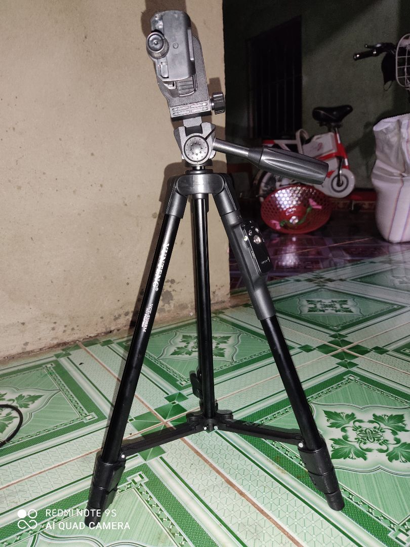 giao hàng nhanh, sản phẩm đúng với hàng quảng cáo,  với giá tiền 309k không đòi hỏi j thêm nên mua . sẽ ủng hộ tiki cho 5sao