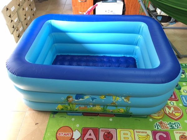 Đọc sách đối với nhiều người là một việc nhàm chán, thậm chí là một cực hình. Phần đông người Việt Nam sau khi học xong phổ thông hoặc đại học, nhất là sau khi đã lập gia đình và có con cái, thường không bao giờ cầm đến một cuốn sách nào nữa.