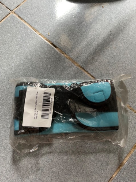 Chất liệu chấp nhận đc, khá ổn, có thể mua dc.