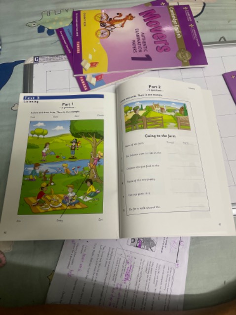 Sách giây tốt , màu đẹp