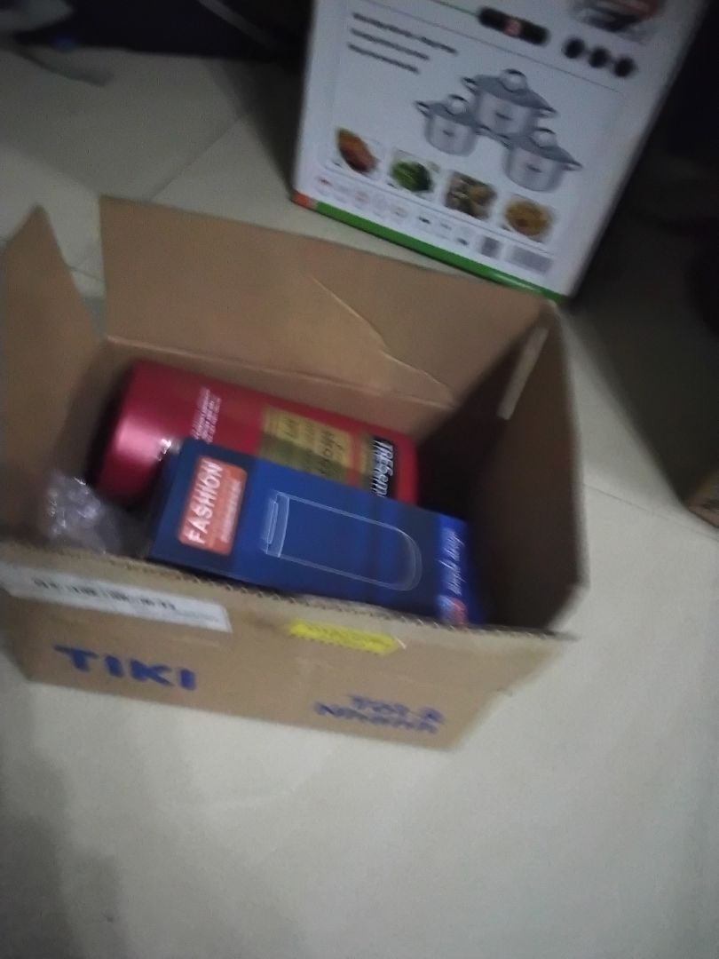 Ống xịt không kéo lên được xà bông đóng cục y như Hồ xây dựng vôi trét trong nhà