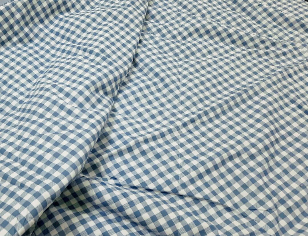 Hàng đẹp, màu sắc như hình, chất vải mềm và dày dặn, đường may chắc chắn, shop gói hàng cẩn thận lắm và giao hàng siêu nhanh luôn. Sẽ ủng hộ shop dài dài