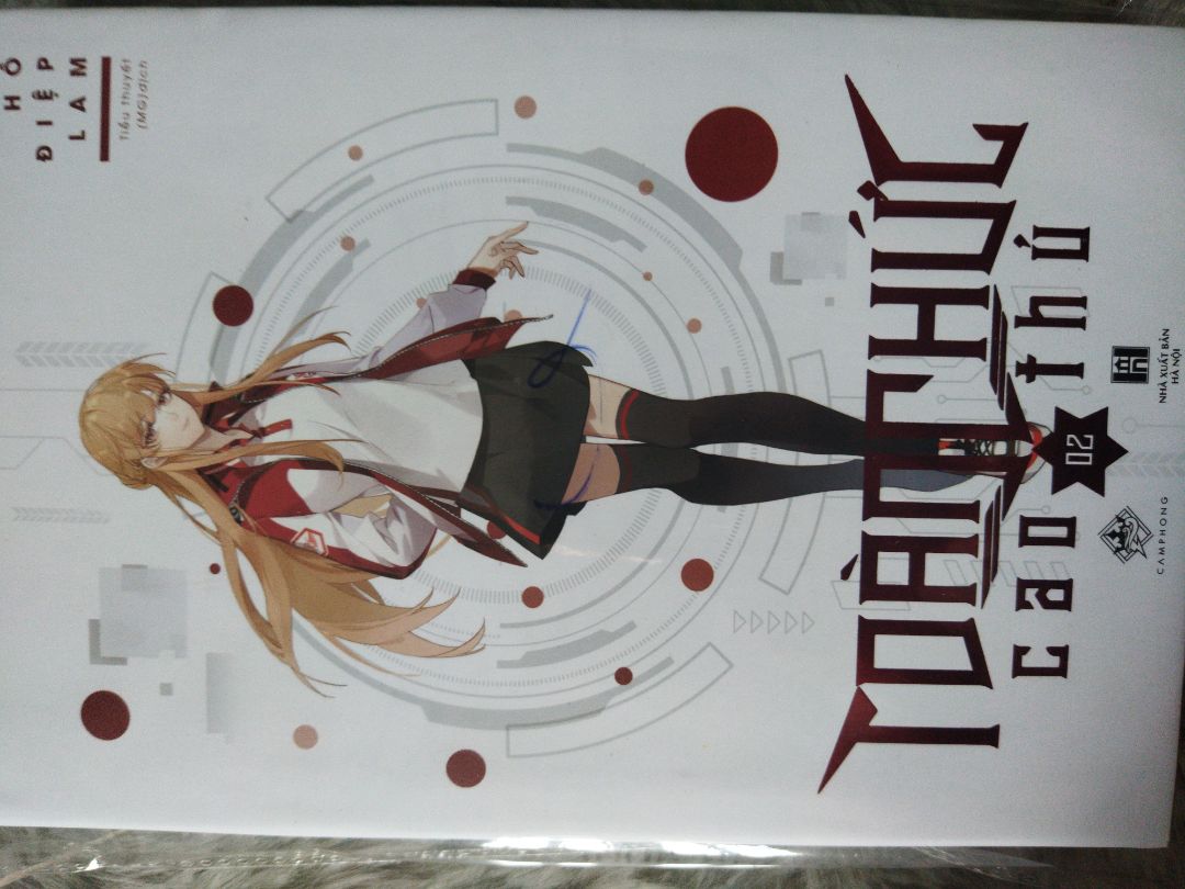 Sách đẹp, không bị bẩn, không bị rách, còn nguyên màng co, sách to dày, nặng, có bookmark, đóng gói kỹ càng, giao nhanh chóng