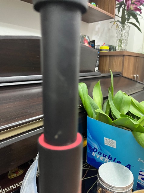 Hàng cũ, không đạt yêu cầu, đóng gói ẩu và rất bẩn