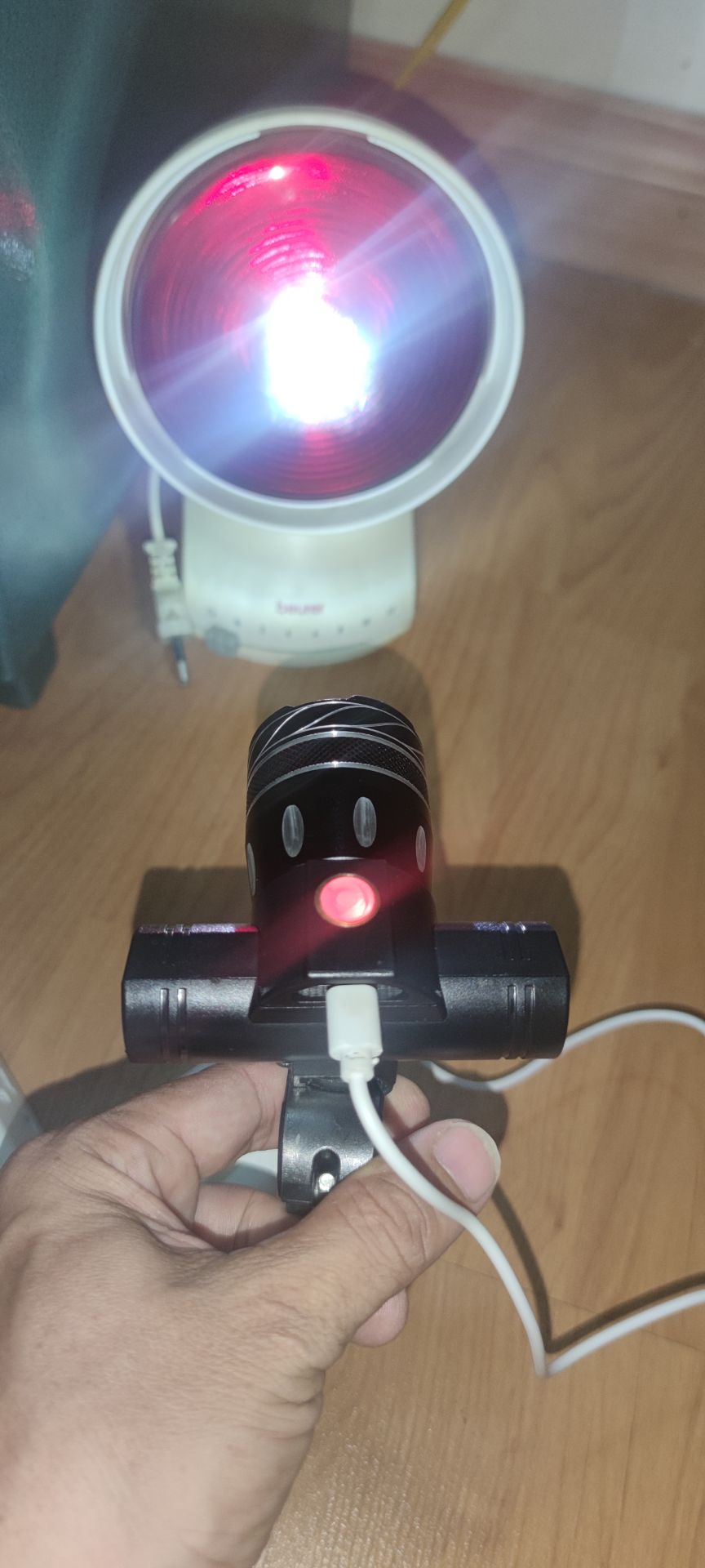 Sp bình thường, hơi đắt so với chất lượng sp