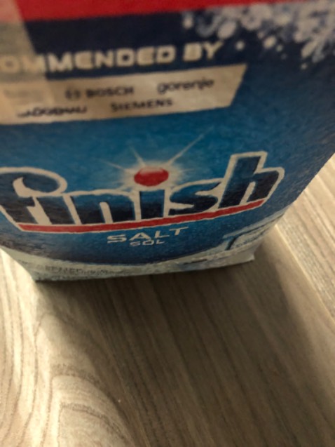 Sản phẩm tốt, đóng gói cẩn thận, hsd lâu. Nói chung ổn áp :-), sẽ ủng hộ khi dùng hết