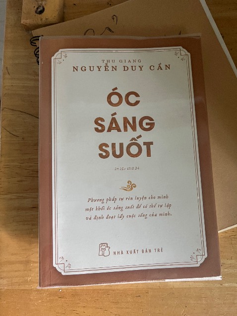 Sách của cụ chứa gần như tất cả tinh thân tự thân tự học, phải nghiền ngẫm ngấu nghiến và luyện tập rất nhiều để có được tư duy làm chủ mọi thứ, phát triển bản thân. Sách của cụ chứa gần như tất cả tinh thân tự thân tự học, phải nghiền ngẫm ngấu nghiến và luyện tập rất nhiều để có được tư duy làm chủ mọi thứ, phát triển bản thân.