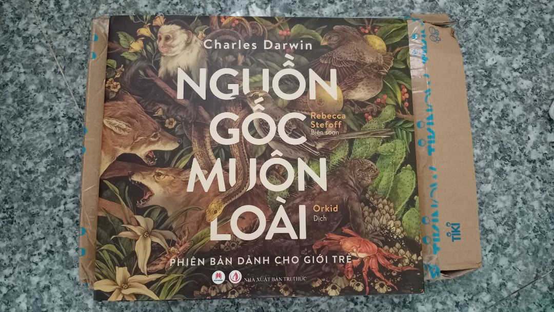 Sách còn sai chính tả, 1 số chỗ của sách bị nhăn