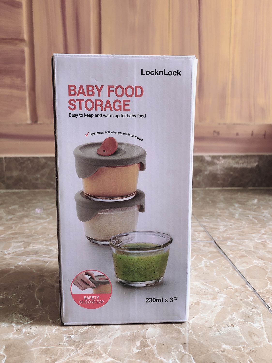 Đặt hàng trong mùa dịch nhưng nhận được khá nhanh, mình đặt Tiki gửi từ HCM 😊 hàng được đóng gói cẩn thận. Sản phẩm đẹp, chắc chắn, nhìn rất sang nha. Các thang đo lường được in lụa rõ nét, nắp silicon mềm khớp với miệng bát không bị hở tí nào. Anh shipper nhiệt tình, thân thiện. Mọi người nên mua nha, đáng tiền lắm ạ 🥰🥰🥰