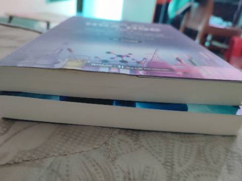 sách vô cơ thì mới tinh còn cuốn hữu cớ thì nhìn xấu cũ trang sách không thẳng giống đã có người sd qua rồi hoặc sách lỗi sách vô cơ thì mới tinh còn cuốn hữu cớ thì nhìn xấu cũ trang sách không thẳng giống đã có người sd qua rồi hoặc sách lỗi