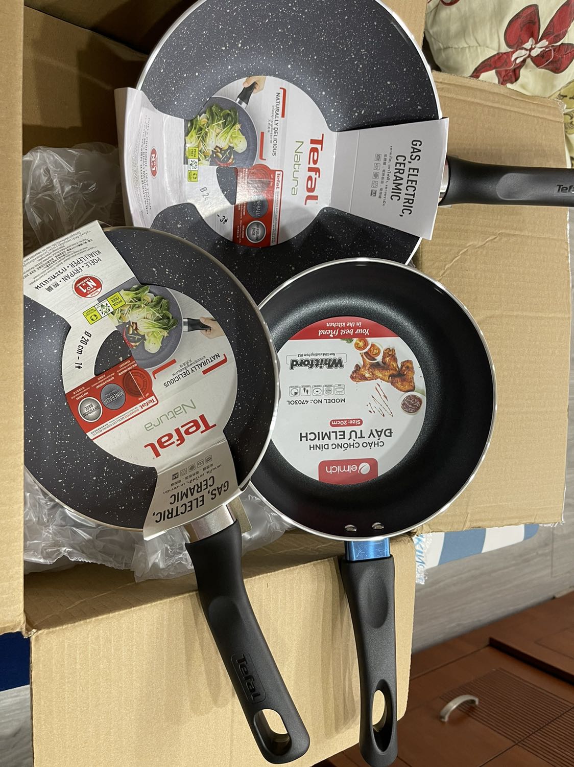 Chảo xài oke lắm ạh. Giá rẻ hơn mua ở sthi nhiều. Đóng gói chắc chắn. Rất hài lòng về dịch vụ ship của tiki. Hồi trước mình toàn mua của sốp-pi. Nhưng giờ chuyển qua mua hoàn toàn của tiki rồi