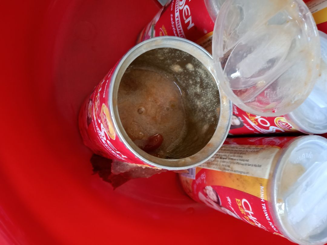 Shop đóng gói hàng có bọc chống sốc bên ngoài nhưng chẳng có tác dụng gì, *** bị bung cháo đổ bầy nhảy ra ngoài, lúc mở ra bốc mùi cực kỳ khó chịu, sẽ không mua lại.