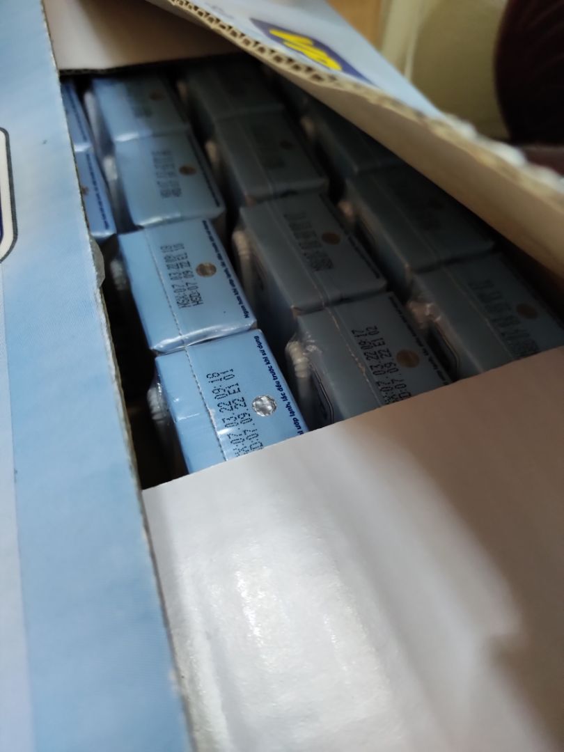 sữa ngon, bé rất thích. thơm lắm ạ. mn mua đi ạ. ,.............
...........