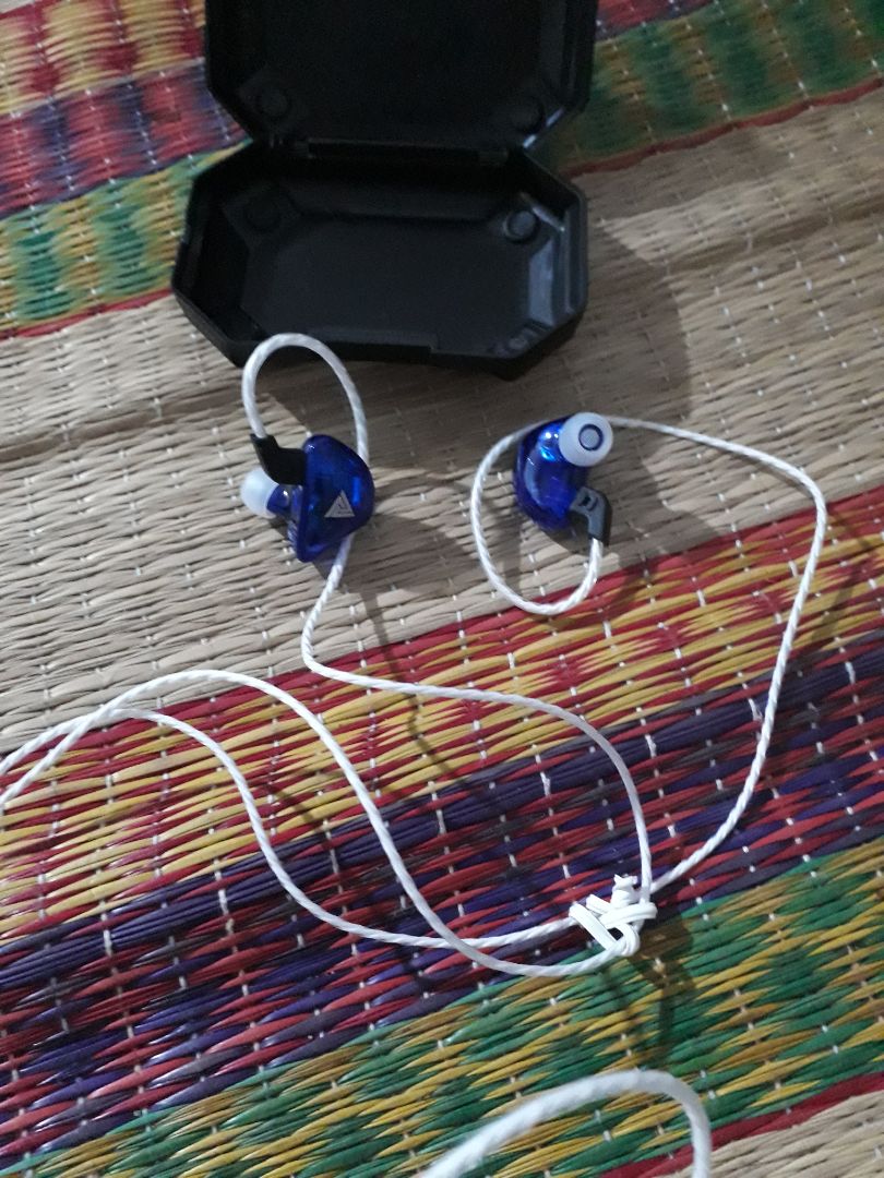 tai nghe chỉ dành cho nhạc trữ tình thì tốt còn nhạc khác thì nghe tạm ổn tai nghe chỉ dành cho nhạc trữ tình thì tốt còn nhạc khác thì nghe tạm ổn