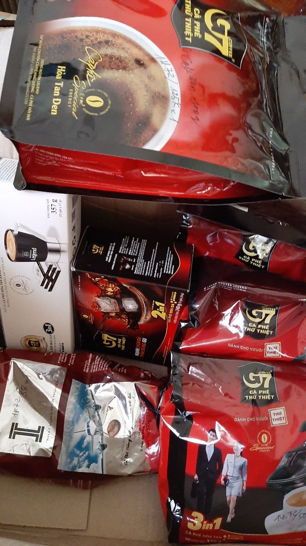 Đặt 5 sản phẩm, 7 mặt hàng, đầy đủ, nguyên vẹn. Đã uống, mua ở các tiệm quanh nhà, nhưng đặt hàng rẻ hơn. Về chất lượng chắc chắn hơn tiệm, vì chính hãng. Ưng ý với Shop, hài lòng Tiki.