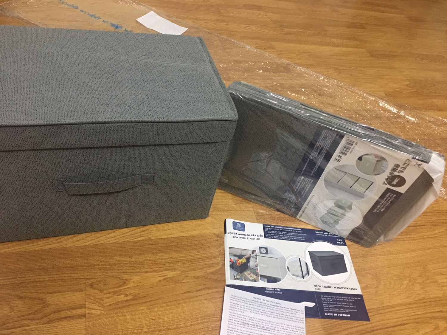 Đã nhận đc hàng sau 2 ngày đặt hàng. Sp rất ưng ý! Thái độ phục vụ của ship rất đáng trân trọng, tất cả tâm huyết của shop đều đc thể hiện qua sp, qua thư cảm ơn. Chúc shop luôn giữ đc chất lượng sp và phong cách phục vụ như hiện nay.