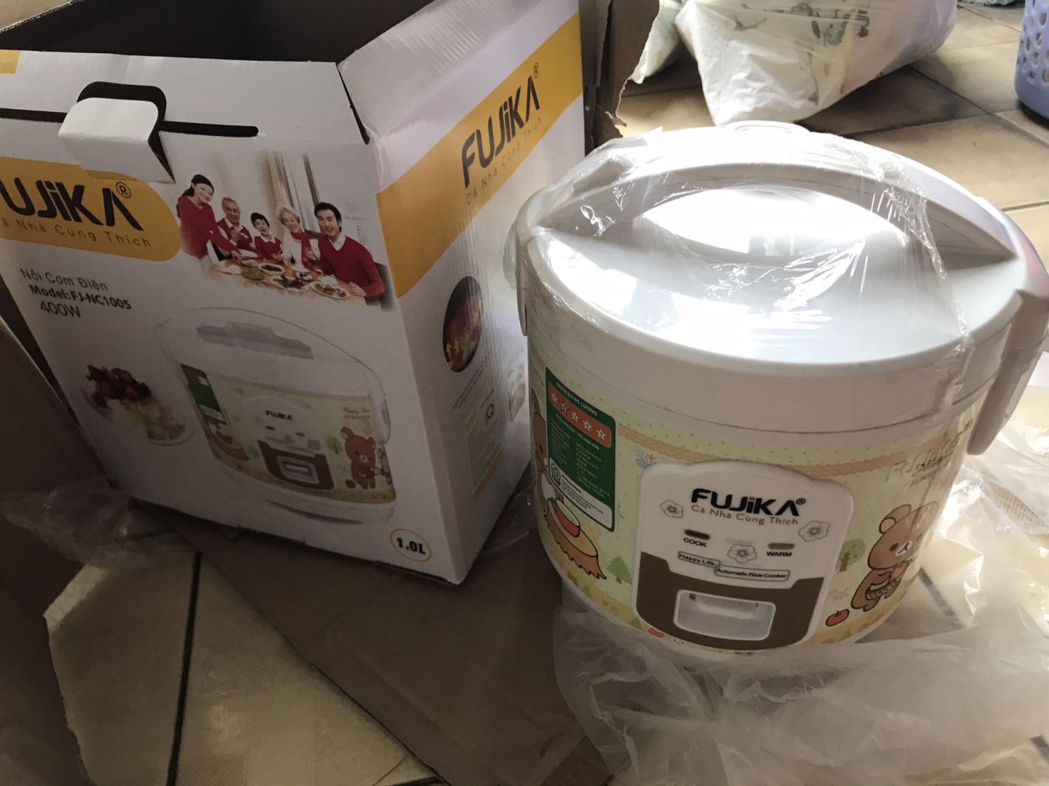 Đóng gói kĩ, nồi dễ thương, chưa nấu thử nên không biết chất lượng ra sao, hi vọng ổn