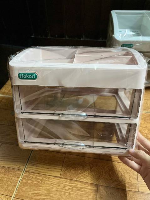 Mua tủ về sử dụng và tặng .Nhận tủ thấy hài lòng, Tủ to ,ngăn rộng rãi tha hồ đựng, màu hồng xinh xắn, nhựa việt nhật xịn đẹp , rất đáng mua nha mọi người 🥰🥰