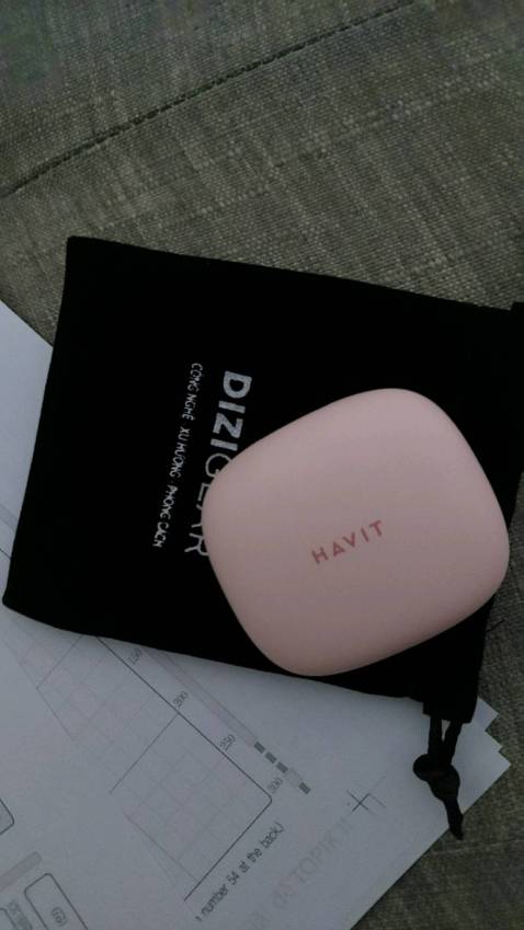 Sản phẩm ok giao rấttt nhanh chỉ có 1 ngày là có ngay, chốt nắp hộp hog chắc chắn lắm nên mn xài cẩn thận chút