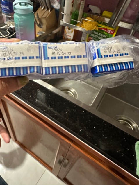 Giao hàng cận date, 1 tháng đã hết hạn sử dụng . Chưa kịp uống hết