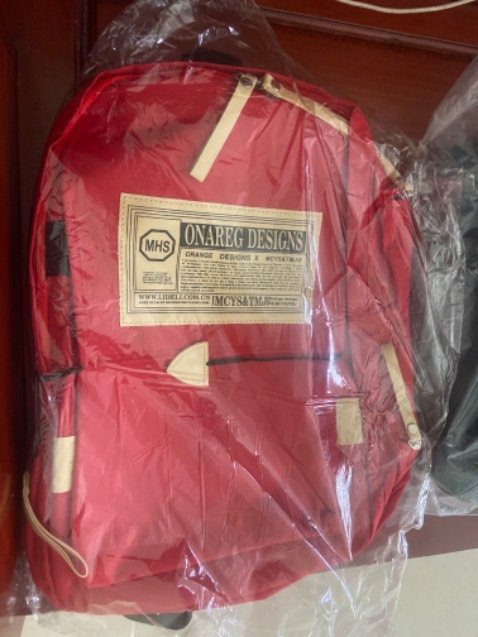 Giao hàng không đúng màu. Yêu cầu đổi trả