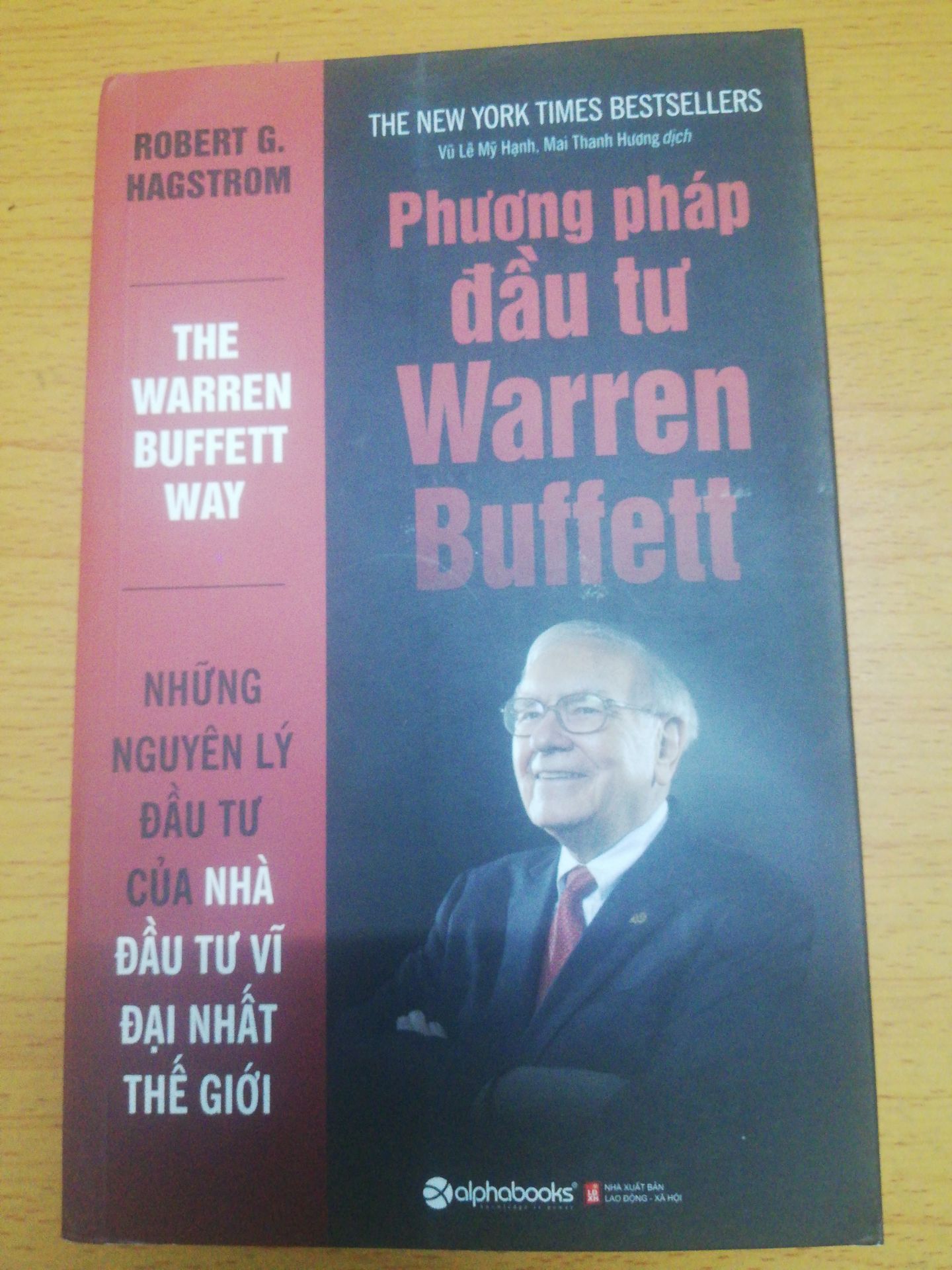 Tiki giao hàng siêu nhanh. Tuy nhiên đợt này đóng gói không kỹ, không chèn thêm mút hay túi khí chống sốc làm cho sách bị cấn gốc khi vận chuyển.