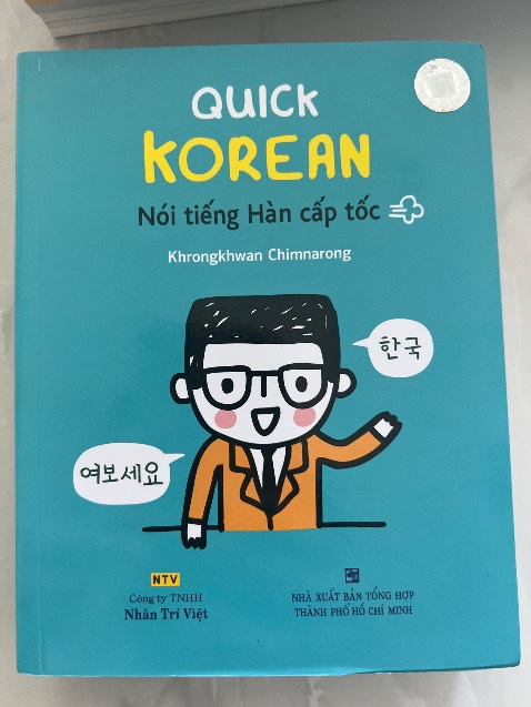 Giao hàng sớm hơn dự kiến, chất lượng sách tốt, shipper thân thiện