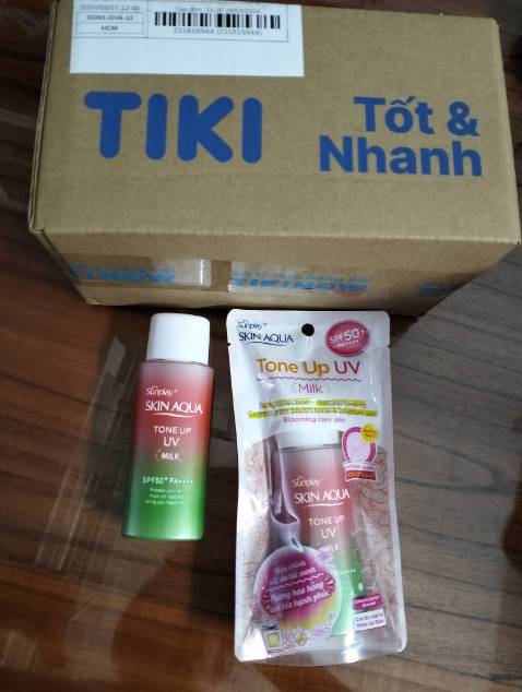 Chỉ số chống nắng cực kỳ cao, giá cả hợp lý, hàng đúng chuẩn,giao hàng nhanh