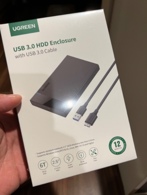 Vỏ dày dặn, chắc chắn, tốc độ chưa đo nên không rõ có cao không. Tiki giao hàng nhanh, đóng gói đẹp. Vỏ dày dặn, chắc chắn, tốc độ chưa đo nên không rõ có cao không. Tiki giao hàng nhanh, đóng gói đẹp.