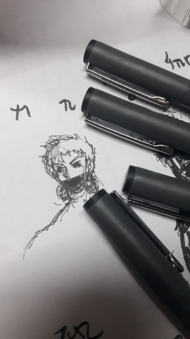 mực đều, viết vẽ ok, giá sale quá rẻ, nói chung là quá ổn so với mức giá, dùng tốt, chỉ là bút size 20 dễ bị rỉ mực mực đều, viết vẽ ok, giá sale quá rẻ, nói chung là quá ổn so với mức giá, dùng tốt, chỉ là bút size 20 dễ bị rỉ mực