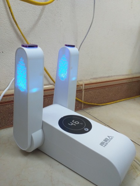 đã dùng và *** thử mới đánh giá, máy sấy dùng okala, có 1 nút nguồn để bật, ko có hẹn giờ tuy vậy nhưng vẫn ổn, cảm ơn shop tư vấn nhiệt tình, nên mua nha mn