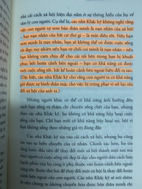 / Mình biết về chủ đề khắc kỷ cũng lâu r nhưng bây giờ mới có dịp đọc và tìm hiểu sâu hơn. Sau khi đọc thì mình thấy có 1 số điểm hơi giống của Phật giáo 1 số khác thì ko. Vì tác giả là ng áp dụng chủ nghĩa khắc kỷ vào cuộc sống, nên tác giả cũng diễn đạt khá chi tiết và rõ ràng từ quá trình hình thành cho tới cách áp dụng hiện nay 1 cách rõ. Đây cũng là 1 đề tài tham khảo cho những ai yêu thích triết học. 1 cuốn sách cũng hay và ý nghĩa. Săn sale 7.7 của tiki hài lòng vô cùng.