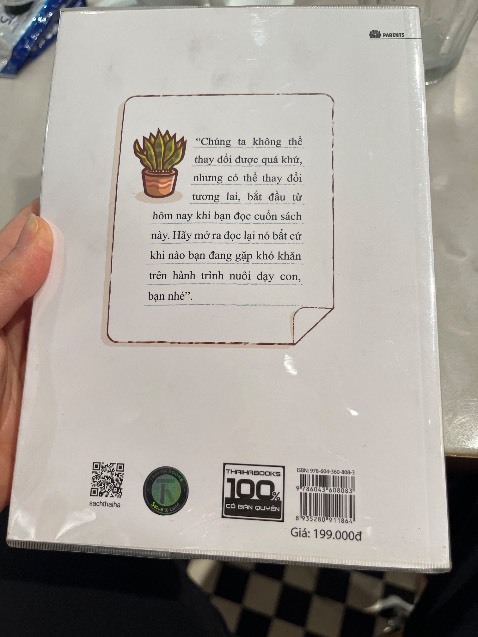 Nội dung hay, đầy đủ, chi tiết, bao quát được nhiều vấn đề, đọc rất thấm thía. Mình sẽ cố gắng áp dụng lời khuyên từ sách. Nên mua nhé mọi người.