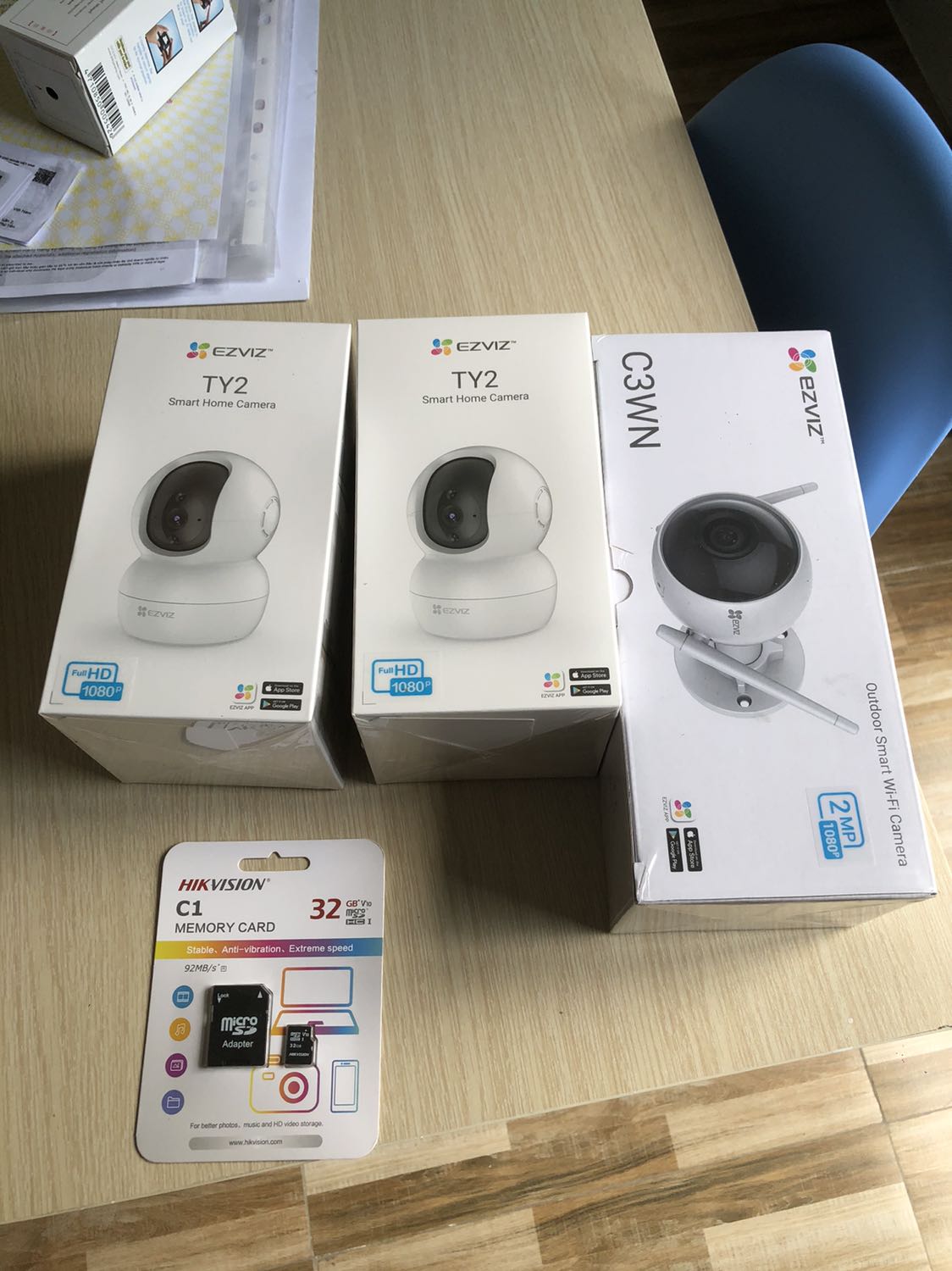 Sản phẩm đóng gói cẩn thận. Đã check cam. Hình ảnh ok. Chất lượng về thời gian để dùng lâu mới biết được. Thanks shop!!!!!!! :)))))))))