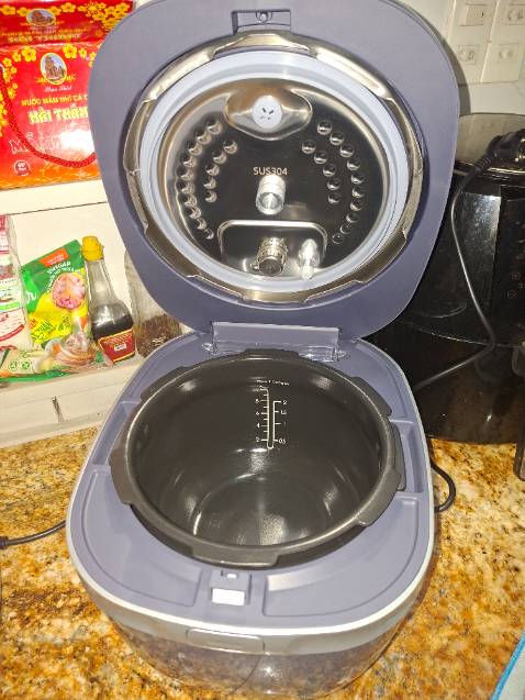 Giao hàng nhanh, đóng gói kĩ càng, nồi cơm điện nấu cơm ngon nha.