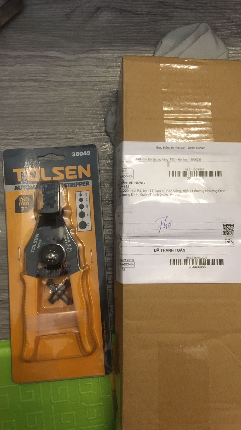 Đặt kéo 30049 thì giao kìm tuốt điện 38049 shop làm ăn tắc trách quá