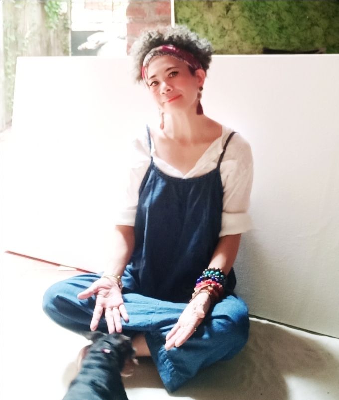 màu sắc và thiết kế có thể dùng làm băng đô. thanks