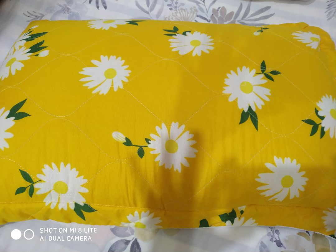 gối nằm êm. không có phiếu bảo hành nha, mình không nhớ store có phiếu bảo hành không nữa. giá rẻ hơn store Liên Á bán nên mua thử.