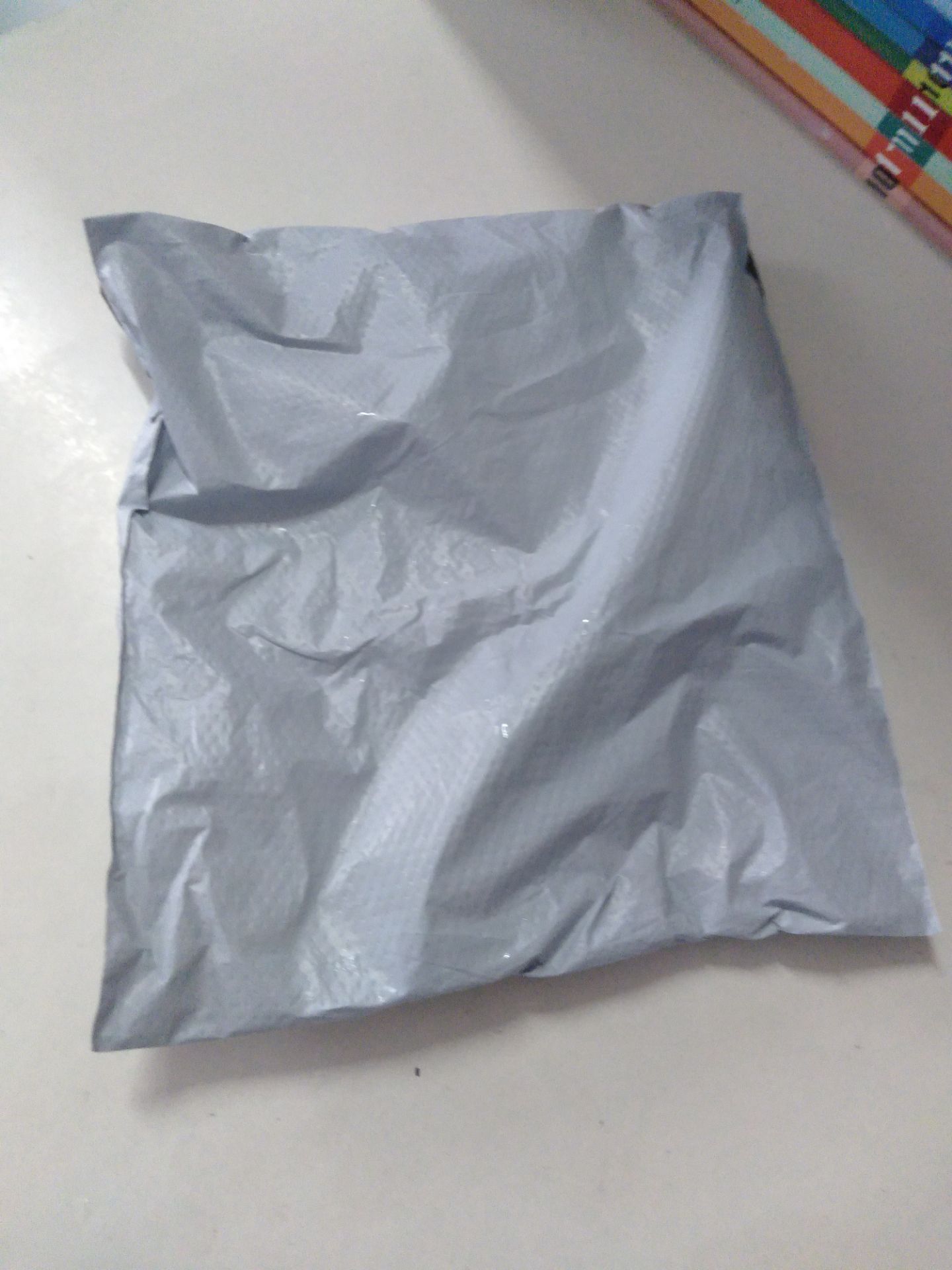 săn sale nên có 1k 1 cái thôi, có thêm mã 5k của shop nữa nên coi như mình mua free luôn 😝 gói hàng ổn, mua về vặn thay pin máy tính casio hay mắt kính gì cũng được nè